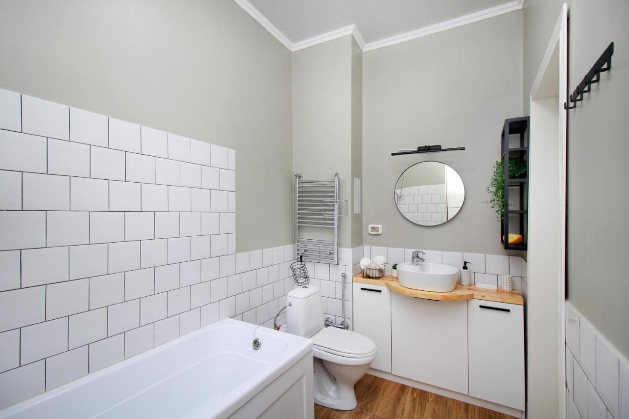 Perfect Spacious Apartment 356 Almatı Dış mekan fotoğraf